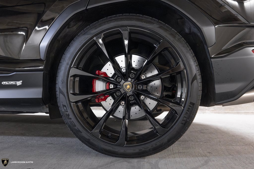 Used 2024 Lamborghini Urus S image 8