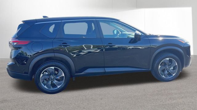 Used 2024 Nissan Rogue SV FWD image 10