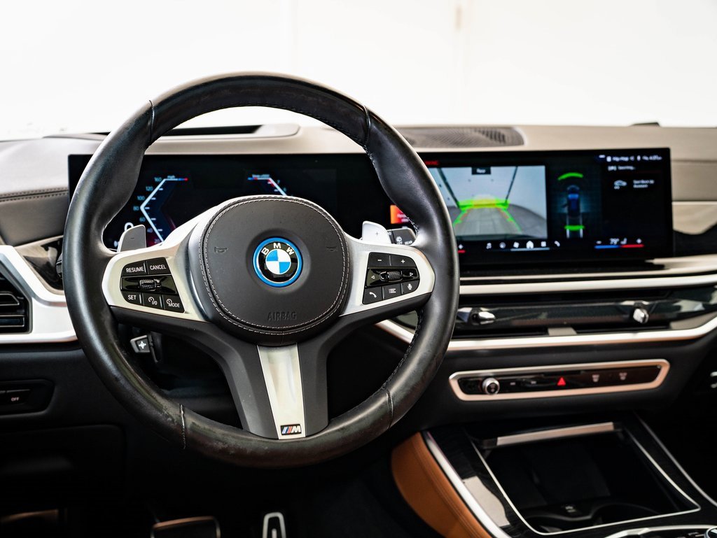 Certified 2024 BMW X5 xDrive50e w/ Executive Package image 4