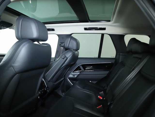 Used 2023 Land Rover Range Rover SE AWD/4WD image 19