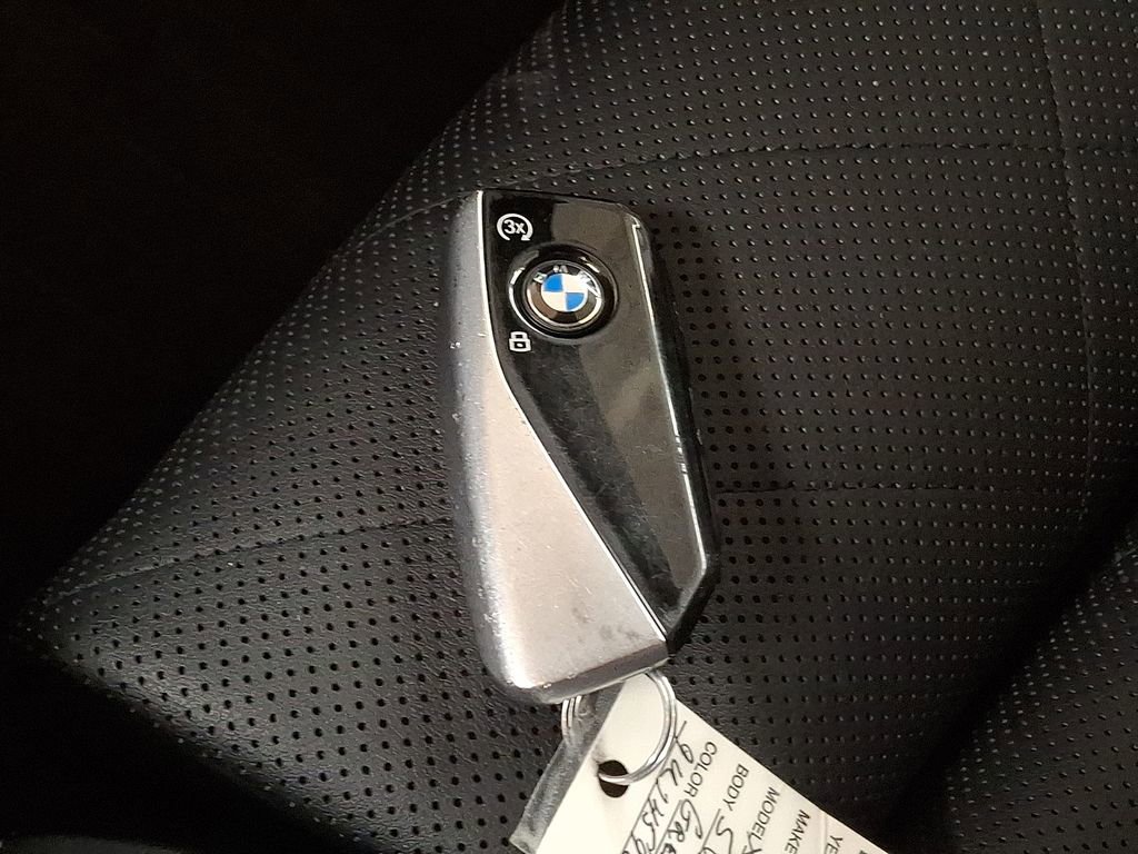 Certified 2024 BMW X7 xDrive40i w/ M Sport Package image 22