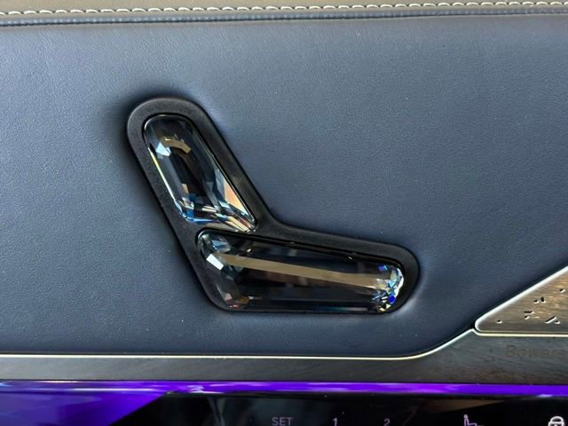 Used 2025 BMW 760i xDrive 760i xDrive w/ Executive Package image 36