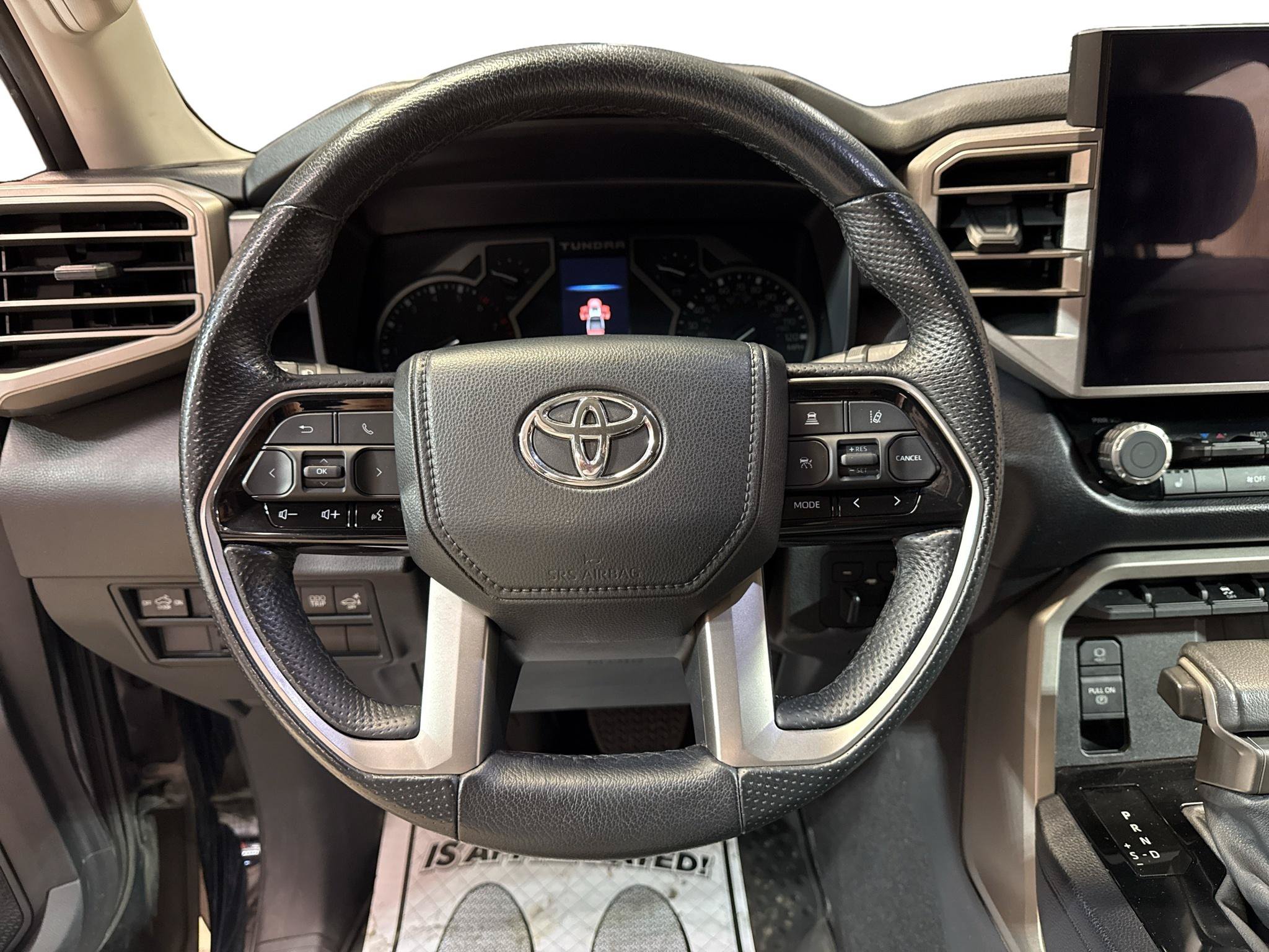 Used 2022 Toyota Tundra SR5 w/ SR5 Premium Package AWD/4WD image 17
