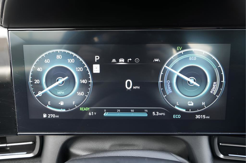 Used 2025 Hyundai Elantra SEL FWD image 28