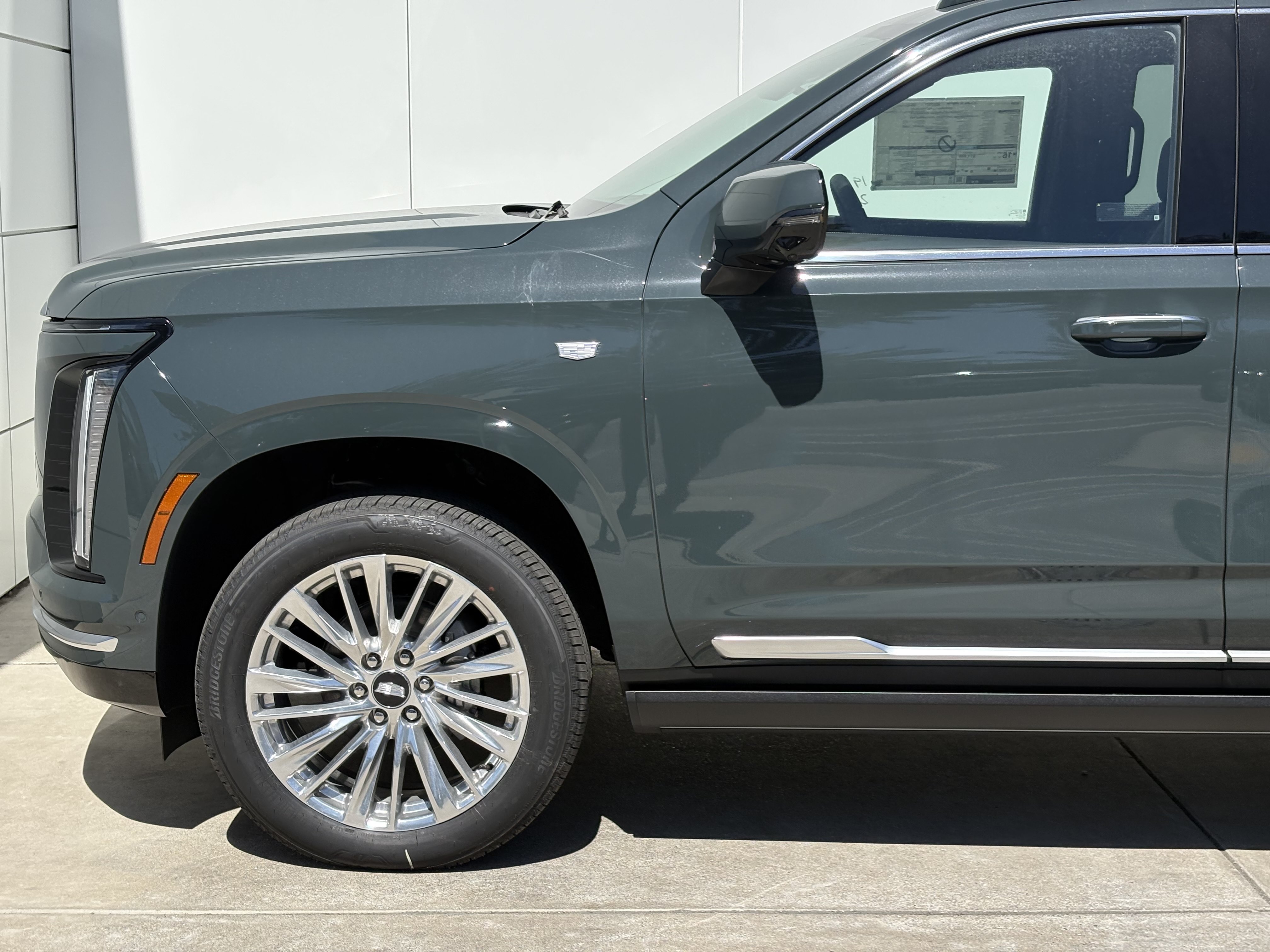 New 2026 Cadillac Escalade Luxury AWD/4WD image 5