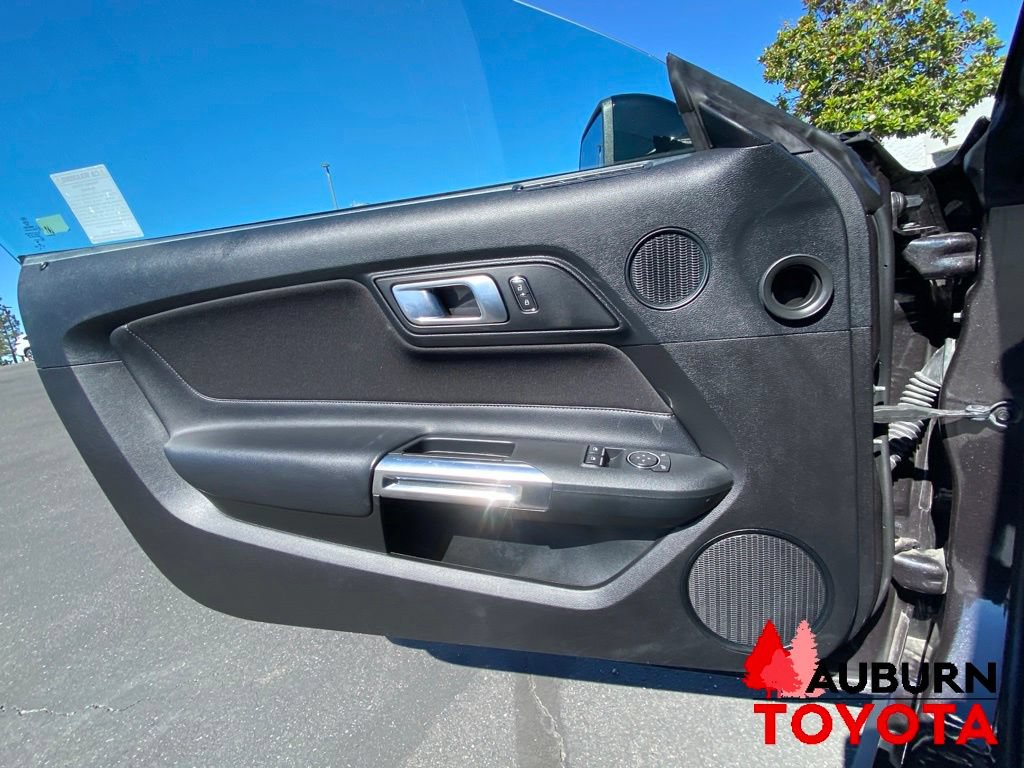 Used 2022 Ford Mustang GT w/ Equipment Group 301A RWD image 31