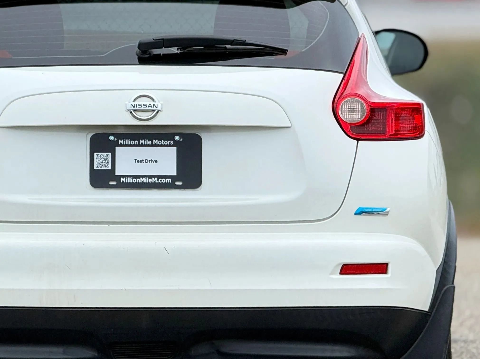 Used 2014 Nissan Juke S image 14