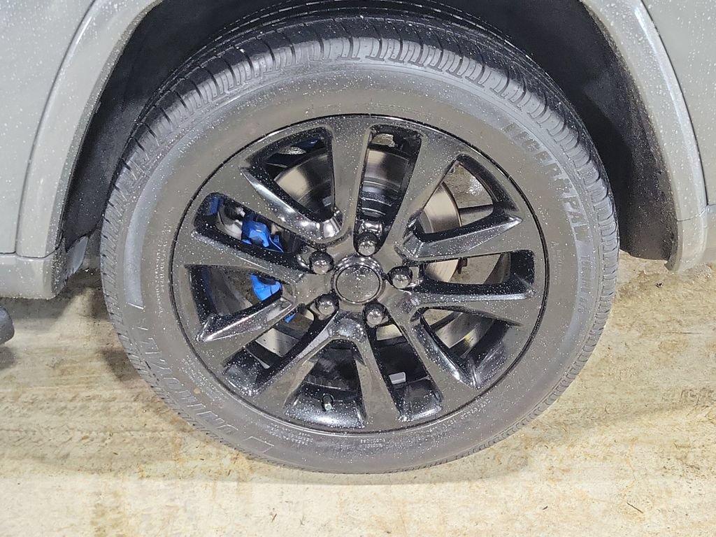 Used 2020 Jeep Grand Cherokee Altitude RWD image 8