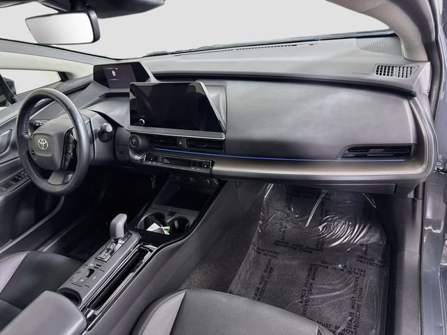 Certified 2024 Toyota Prius XLE FWD image 29