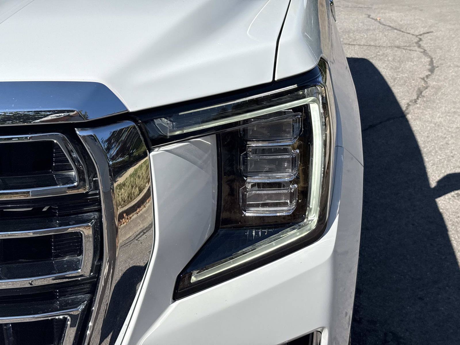 Used 2024 GMC Yukon SLT w/ Max Trailering Package AWD/4WD image 11