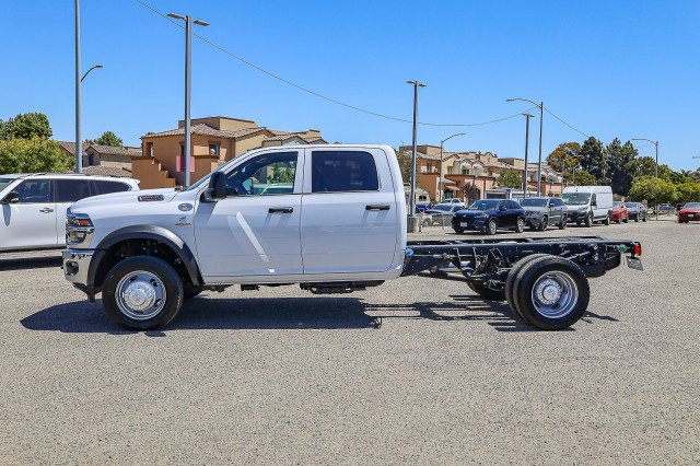 New 2025 RAM 5500 Tradesman w/ Chrome Appearance Group image 7