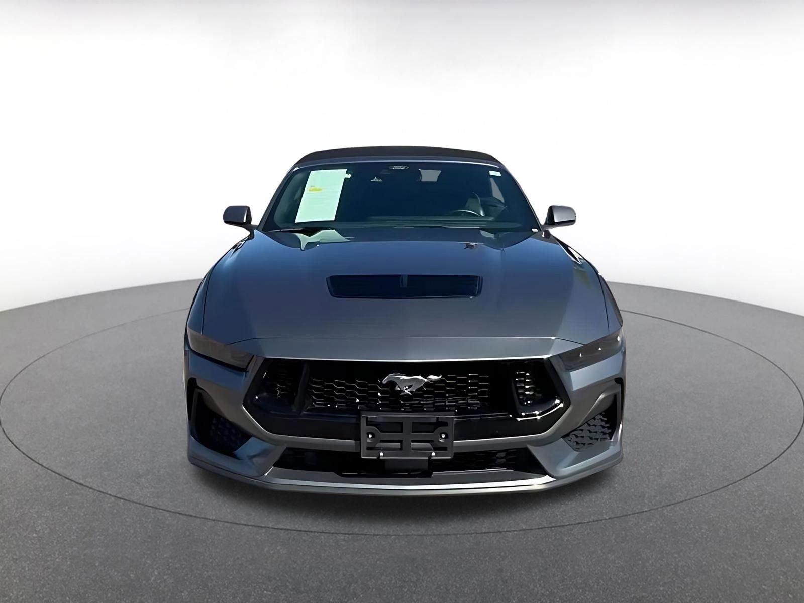 Used 2025 Ford Mustang GT Premium RWD image 4