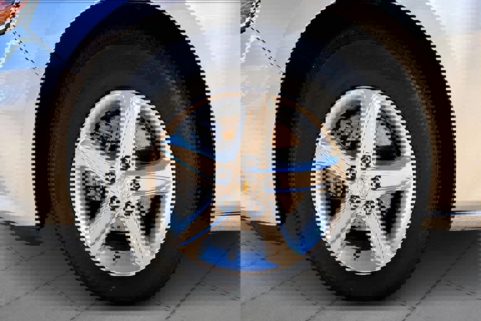 Used 2022 Chevrolet Malibu LS w/ Driver Confidence Package II image 11