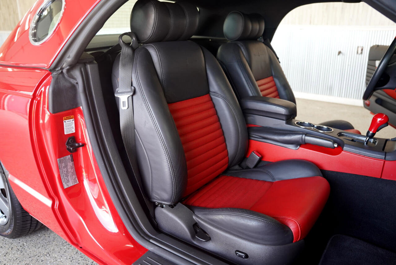 Used 2002 Ford Thunderbird image 24
