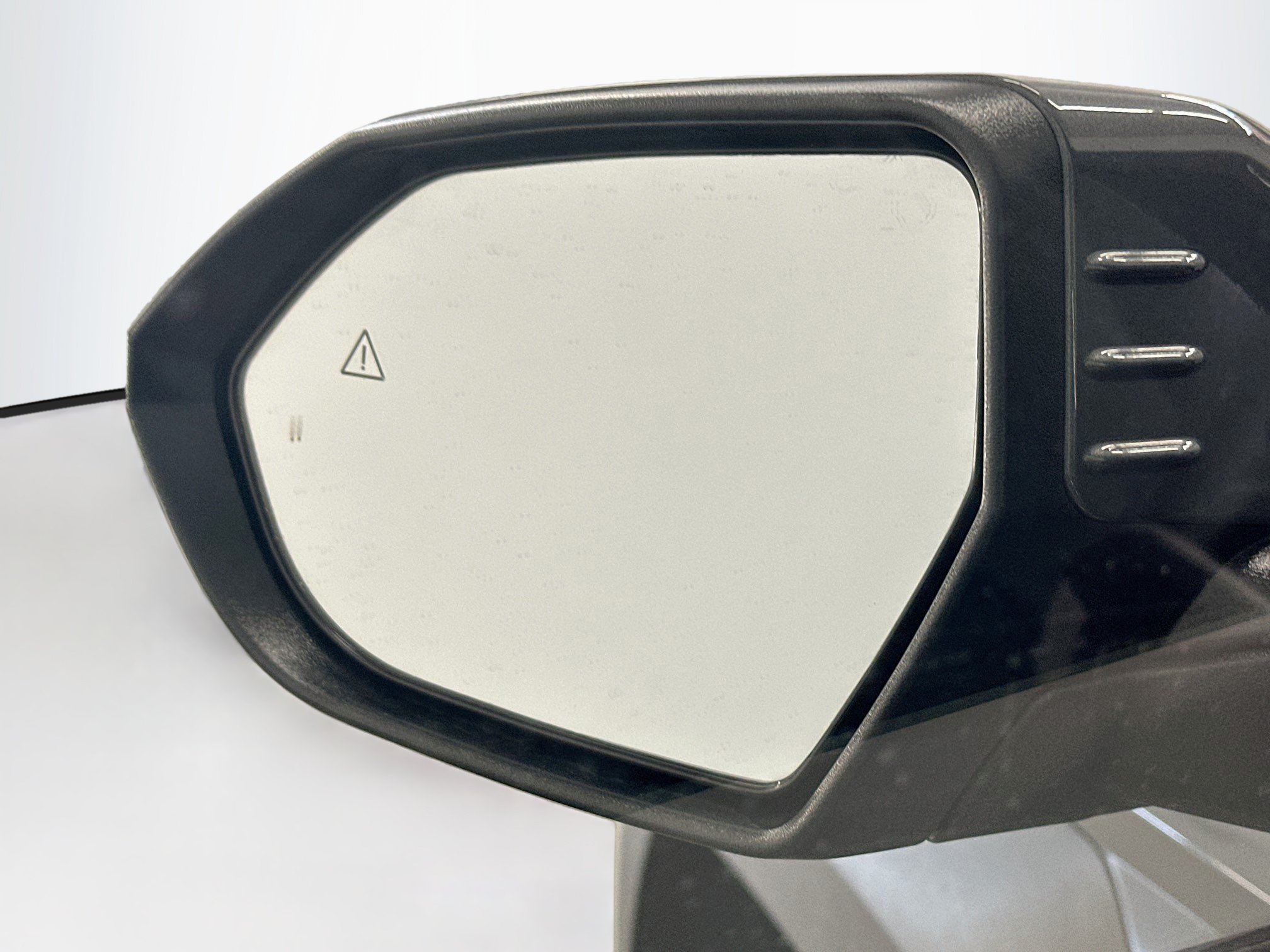 Used 2025 Hyundai Kona SEL AWD/4WD image 16