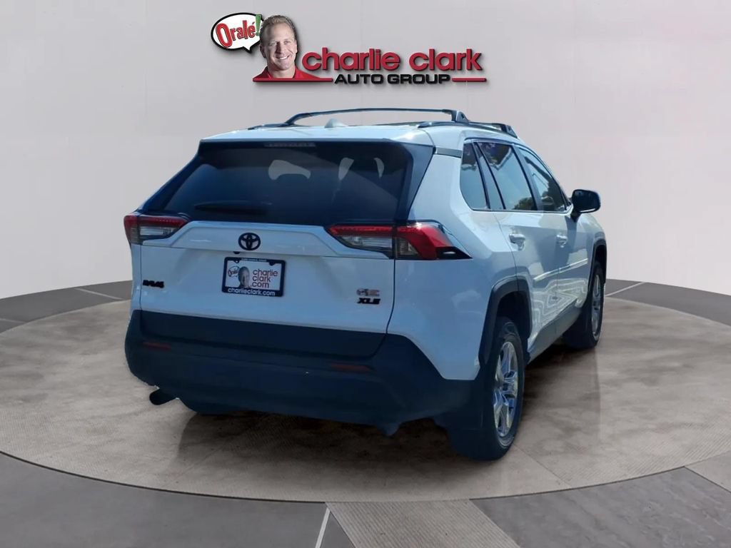 Used 2024 Toyota RAV4 XLE FWD image 5