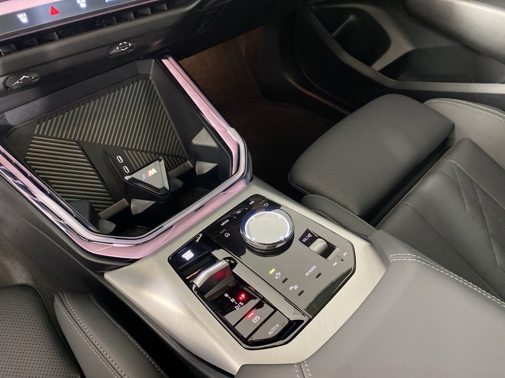 Used 2025 BMW X3 xDrive30i w/ M Sport Package image 21