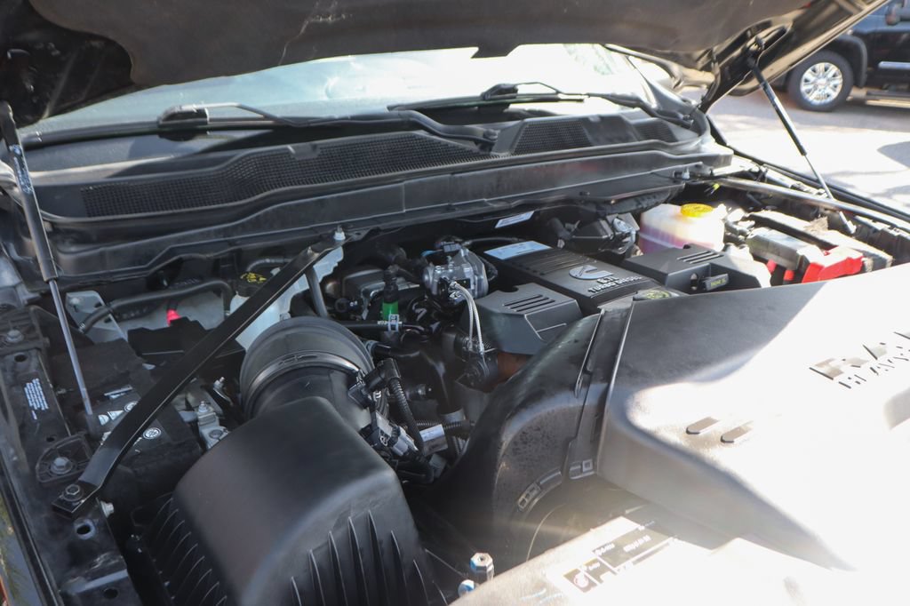 Used 2023 RAM 2500 Laramie AWD/4WD image 11