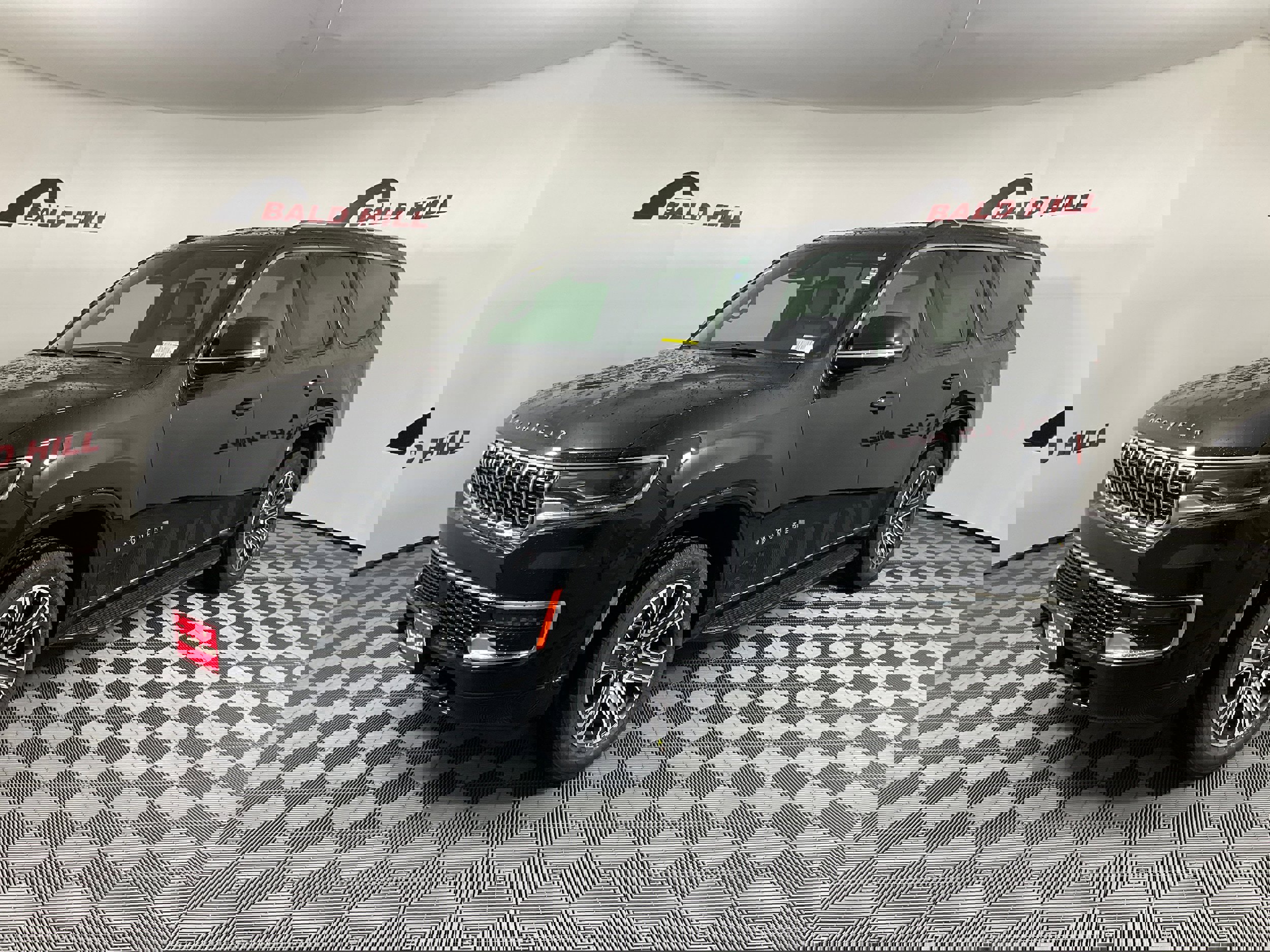 New 2025 Jeep Wagoneer 4WD w/ Convenience Group I image 3