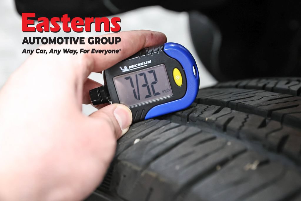 Used 2025 Jeep Wrangler Unlimited Sahara AWD/4WD image 24