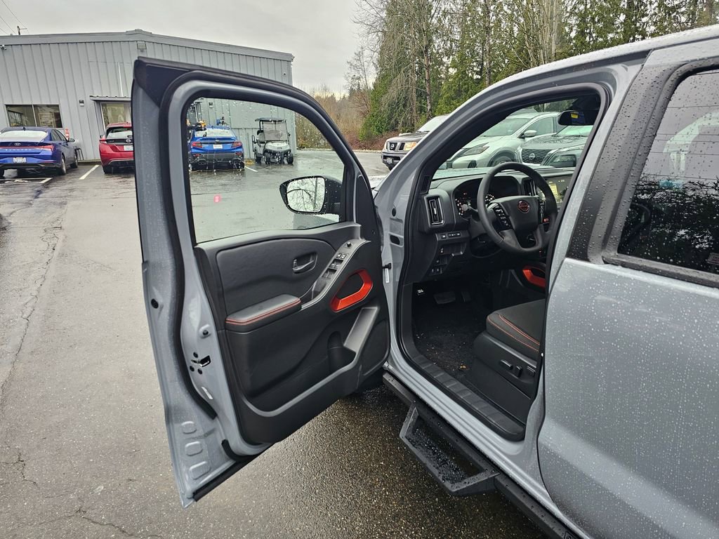 New 2026 Nissan Frontier PRO-4X w/ Tow Package image 17