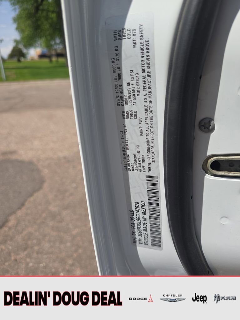 Used 2024 RAM 3500 Tradesman AWD/4WD image 29