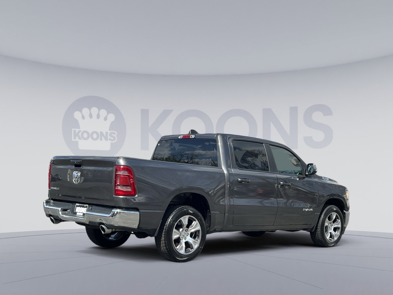 Used 2024 RAM 1500 Laramie image 5