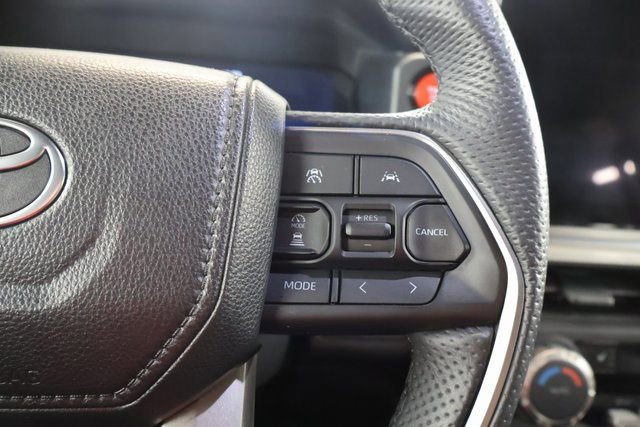 Used 2024 Toyota Tacoma TRD Sport AWD/4WD image 18