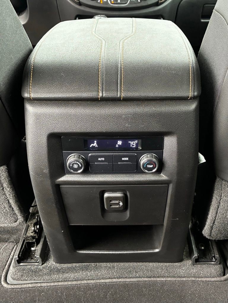 Used 2020 Chevrolet Traverse LT w/ LPO, Floor Liner Package image 32