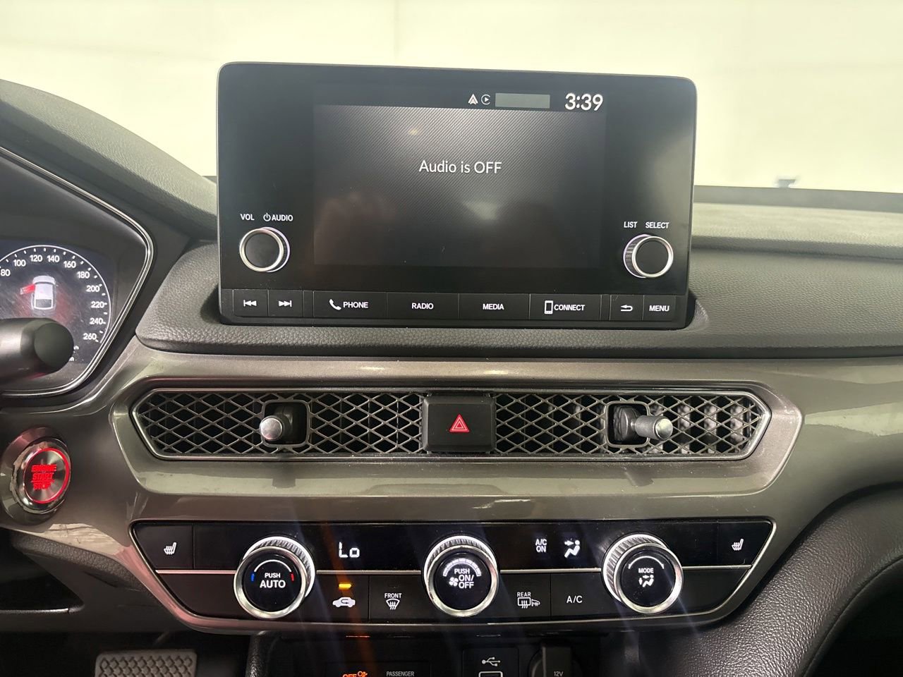 Used 2024 Acura Integra FWD image 16