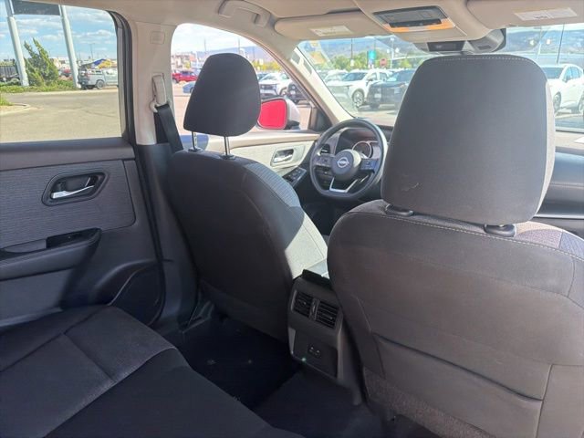 Used 2023 Nissan Rogue SV AWD/4WD image 9