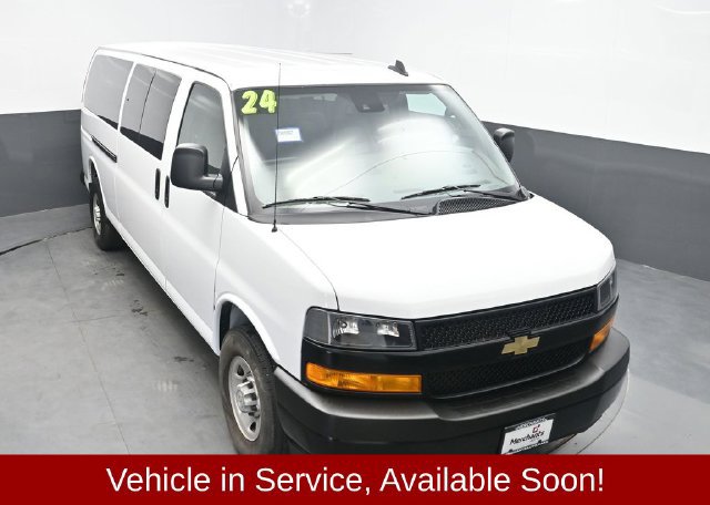 Used 2024 Chevrolet Express 3500 LS RWD image 25