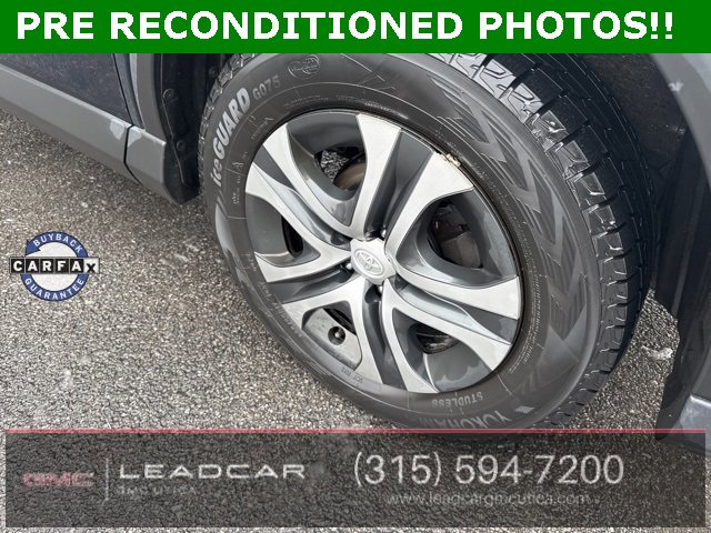 Used 2017 Toyota RAV4 LE image 9