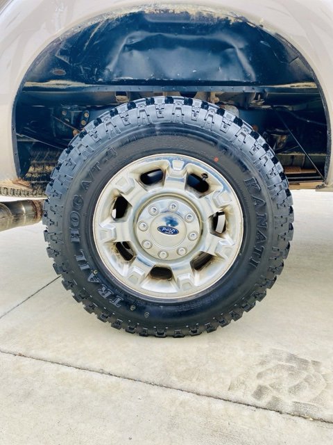 Used 2015 Ford F250 XLT w/ XLT Premium Package image 9