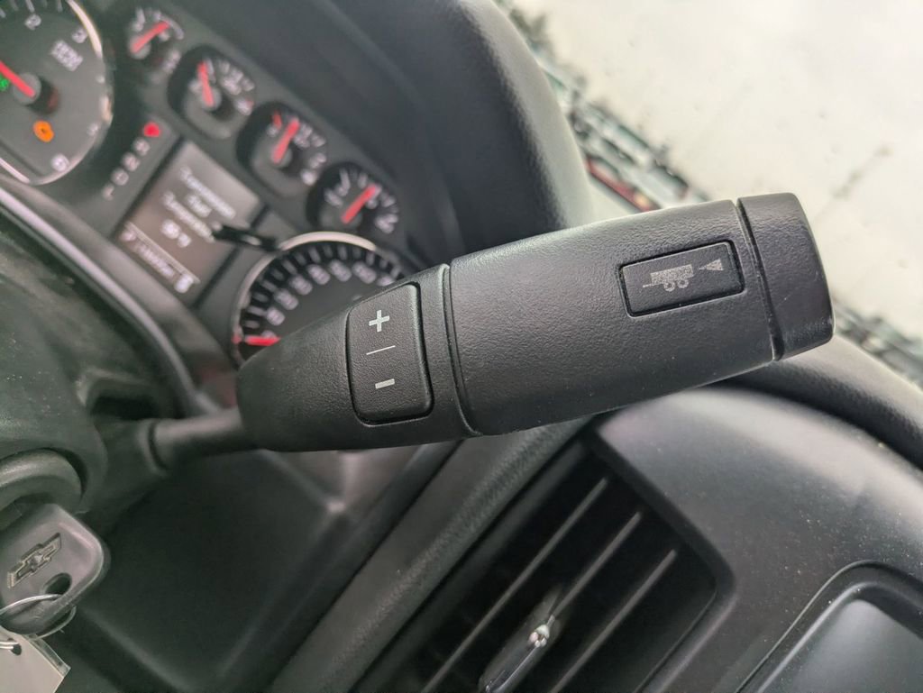 Used 2017 Chevrolet Silverado 1500 W/T image 30