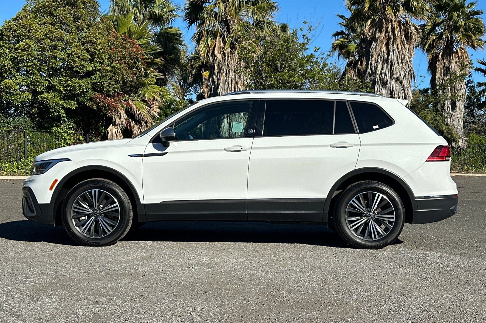 Used 2024 Volkswagen Tiguan Wolfsburg Edition image 6