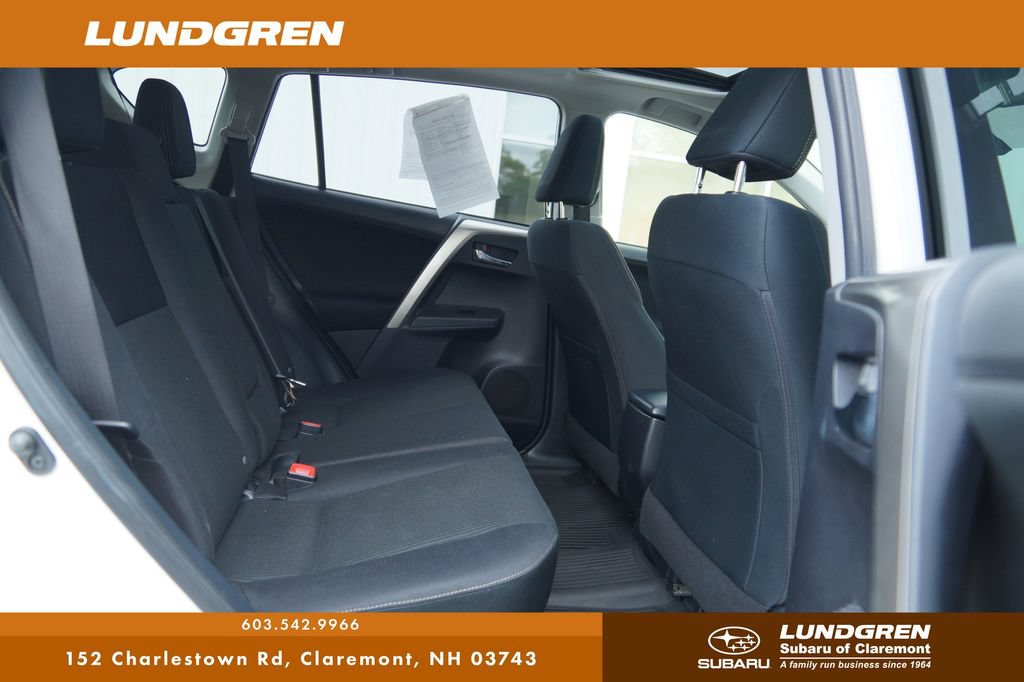 Used 2015 Toyota RAV4 XLE AWD/4WD image 27