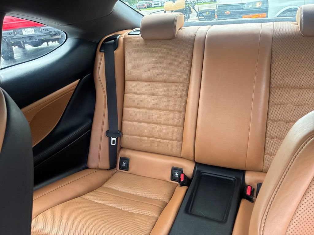 Used 2016 Lexus RC 200t w/ Premium Package RWD image 9