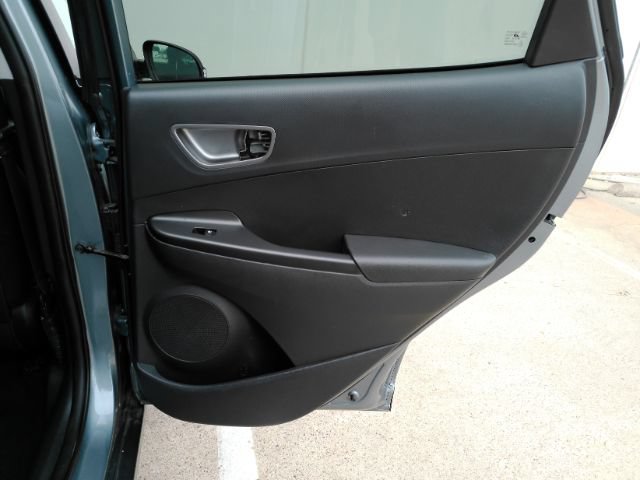 Used 2021 Hyundai Kona SEL w/ Cargo Package FWD image 23