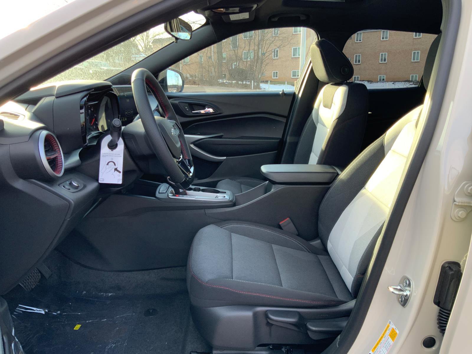 New 2026 Chevrolet Trax RS w/ Sunroof Package image 11