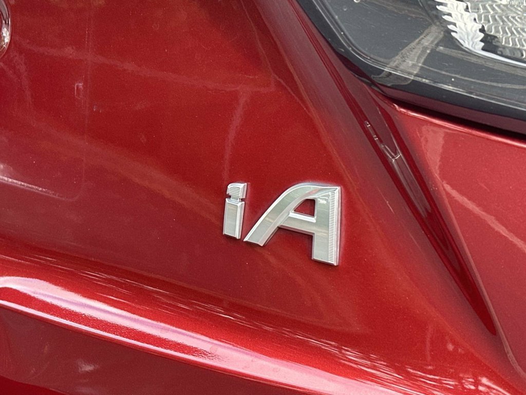 Used 2018 Toyota Yaris iA FWD image 10