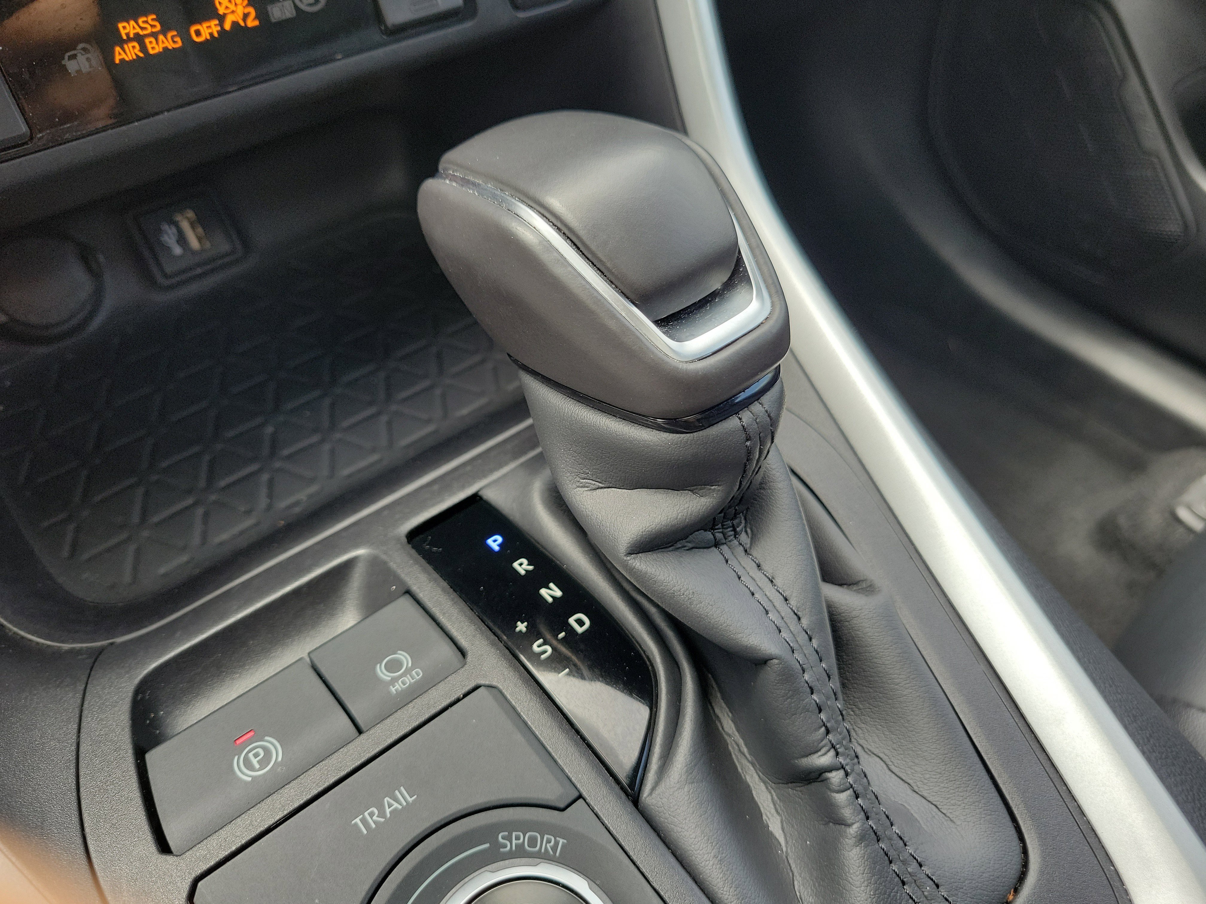 Certified 2024 Toyota RAV4 XSE AWD/4WD image 31