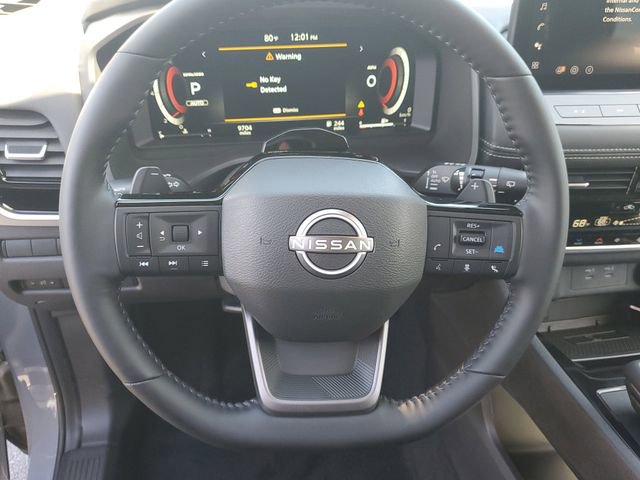 Certified 2025 Nissan Rogue SL w/ Tech Package image 16
