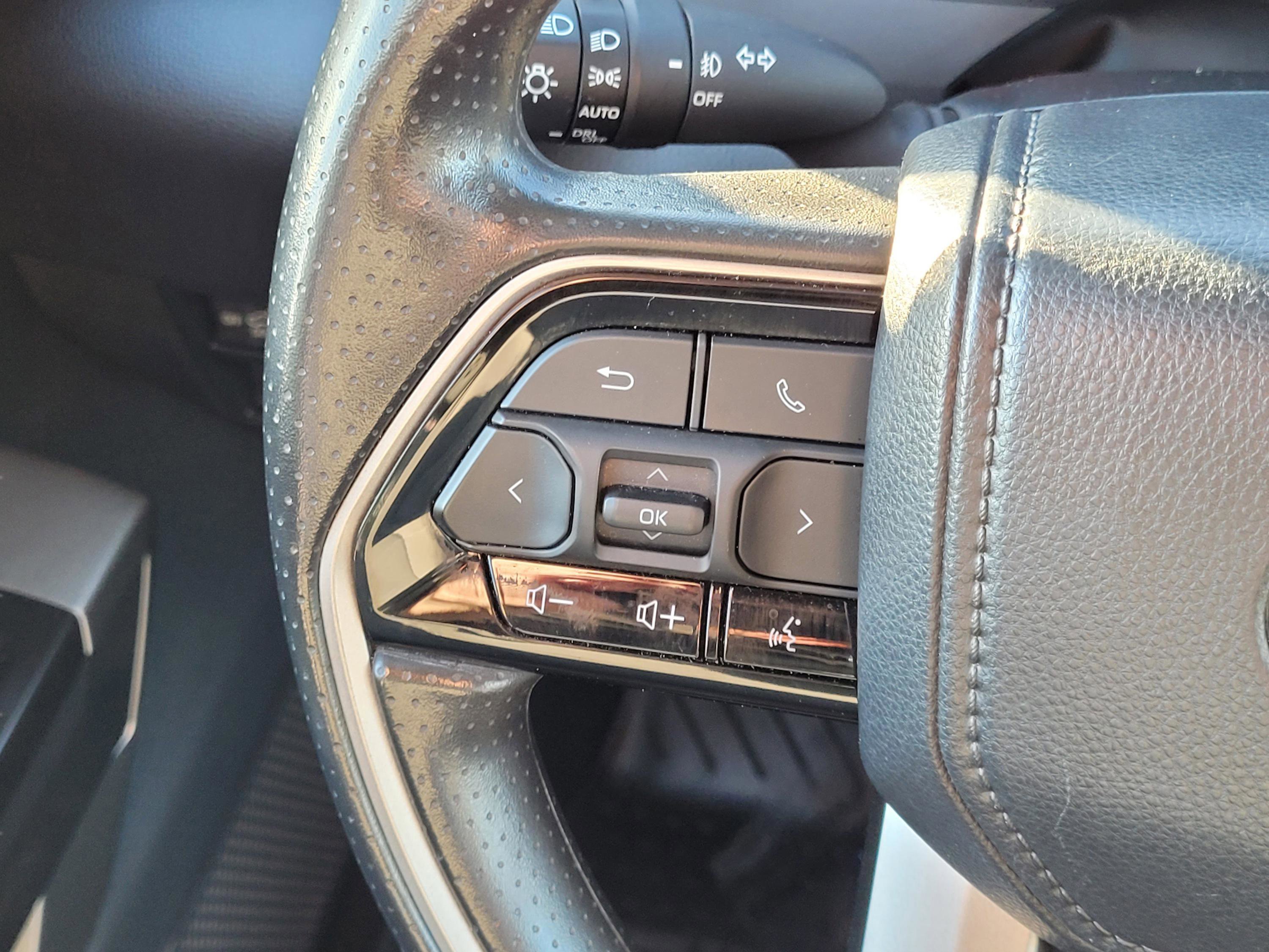 Used 2024 Toyota Tundra SR5 w/ SR5 Convenience Package image 14