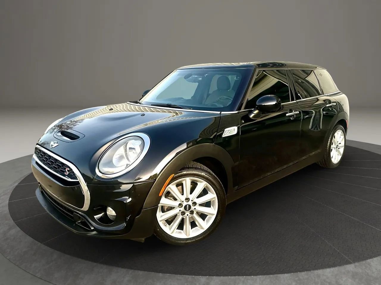 Used 2016 MINI Cooper Clubman S