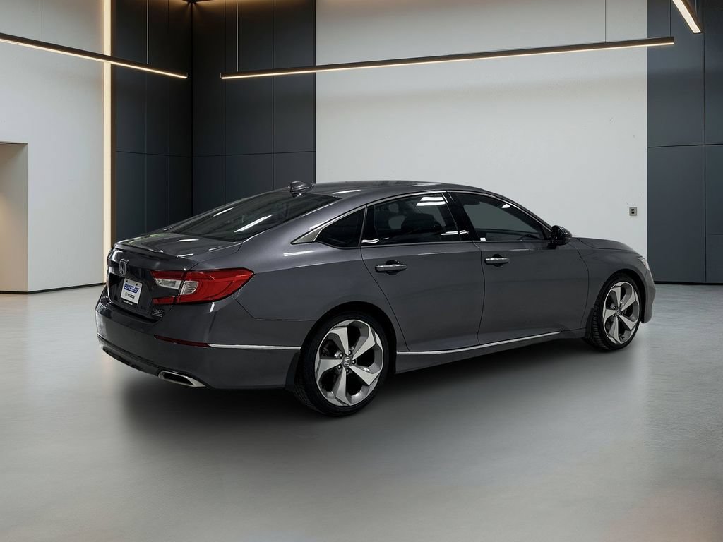 Used 2019 Honda Accord Touring image 6