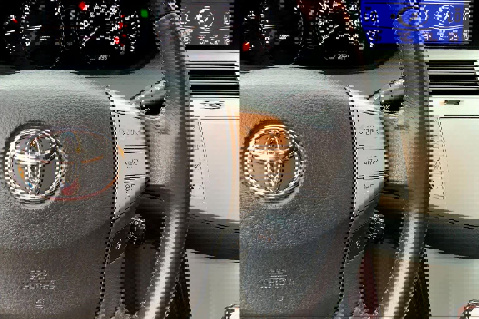 Used 2009 Toyota Avalon XL image 24