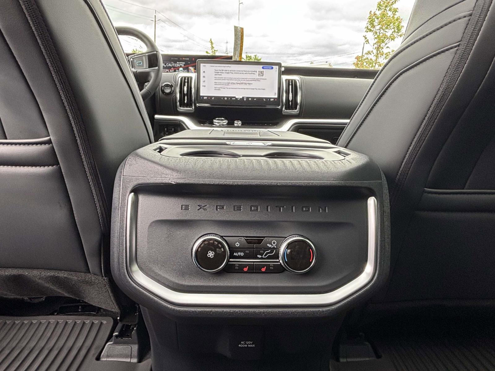 New 2026 Ford Expedition Platinum w/ Stealth Performance Package AWD/4WD image 34