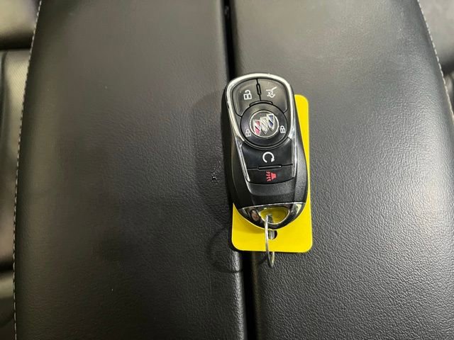 Used 2020 Buick Envision Premium w/ Driver Confidence Package image 31