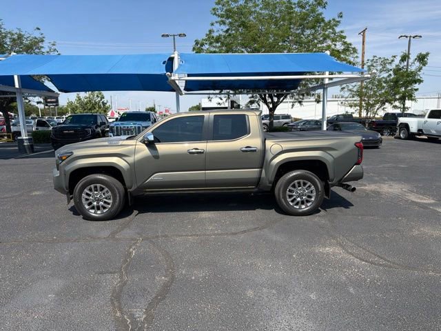 Used 2025 Toyota Tacoma Limited AWD/4WD image 1